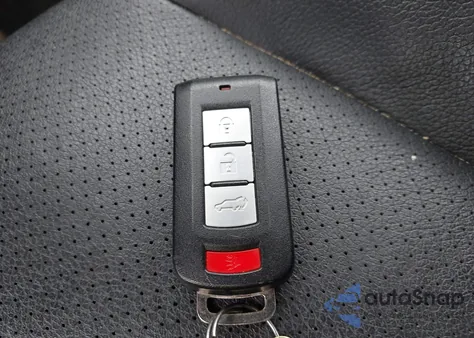 2014 Mitsubishi Outlander Se из США, поврежденный, VIN JA4AZ3A31EZ008562